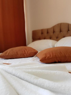 Paradise Hotel